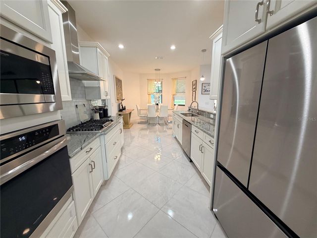 1876 CREEKS VISTA BOULEVARD, Lakeland, FL 33810