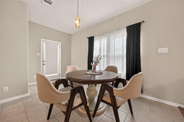 8 Desert Sun Court, Manvel, TX 77578