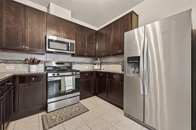 8 Desert Sun Court, Manvel, TX 77578