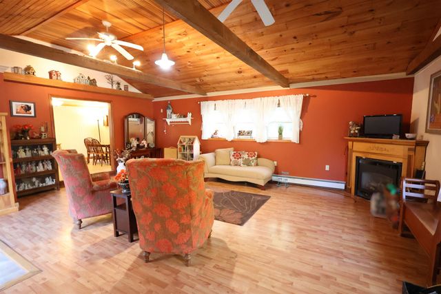 1001 Woodstock Road, Hartford, VT 05001