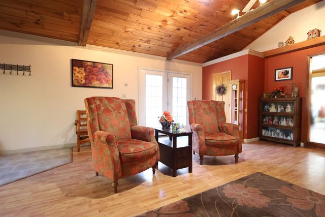 1001 Woodstock Road, Hartford, VT 05001