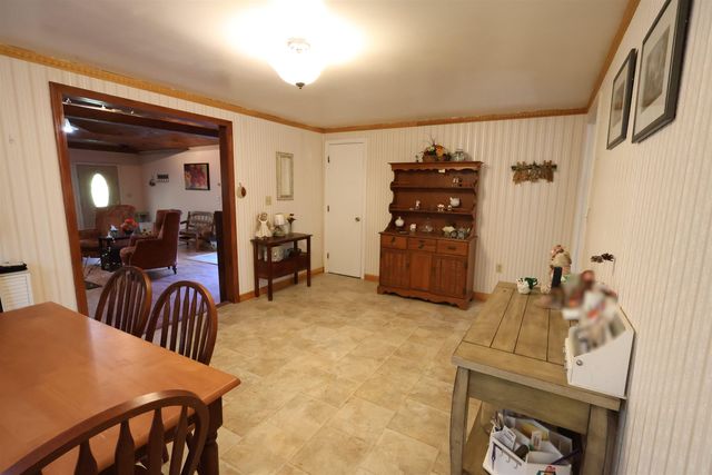 1001 Woodstock Road, Hartford, VT 05001