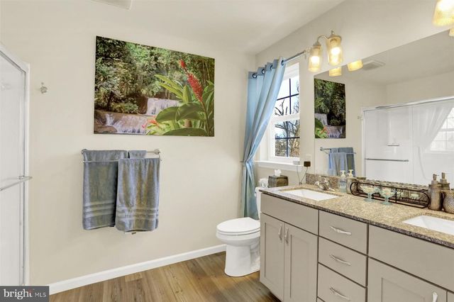 2075 SPRING WOOD LANE, Mechanicsburg, PA 17055