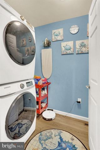 2075 SPRING WOOD LANE, Mechanicsburg, PA 17055