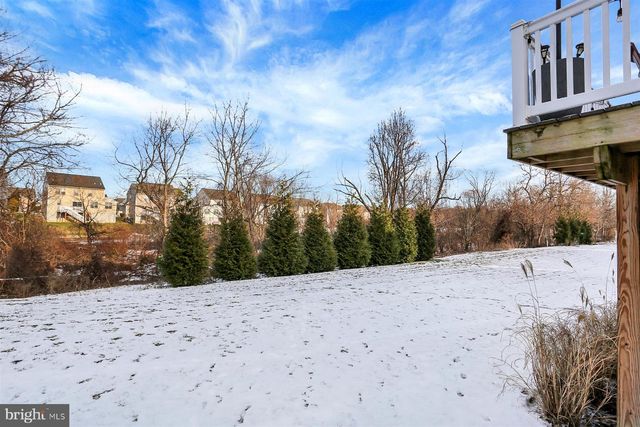 2075 SPRING WOOD LANE, Mechanicsburg, PA 17055