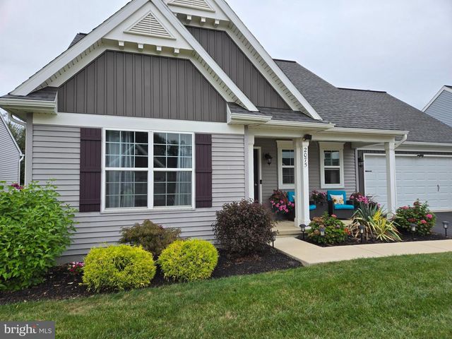 2075 SPRING WOOD LANE, Mechanicsburg, PA 17055
