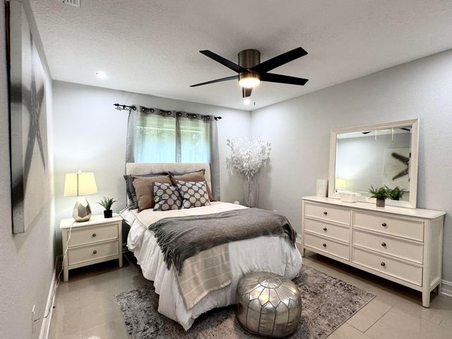 12677 Headwater Circle, Wellington, FL 33414