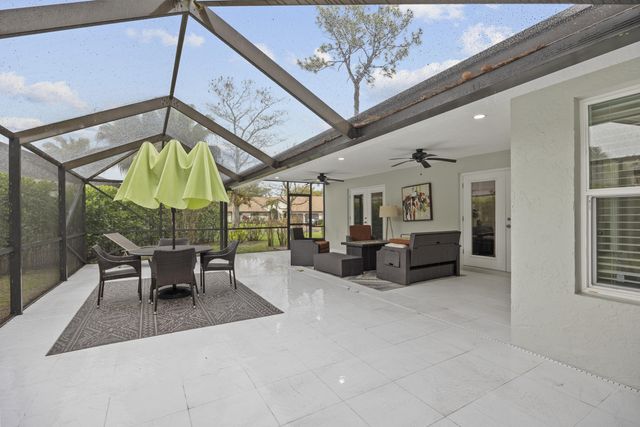 12677 Headwater Circle, Wellington, FL 33414