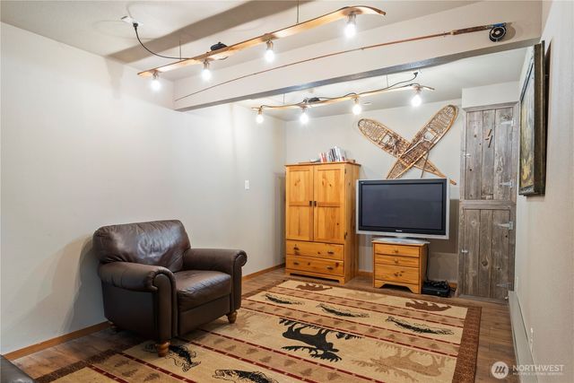 10666 Chumstick Hwy, Leavenworth, WA 98826