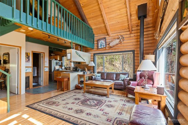 10666 Chumstick Hwy, Leavenworth, WA 98826