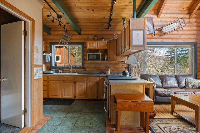 10666 Chumstick Hwy, Leavenworth, WA 98826