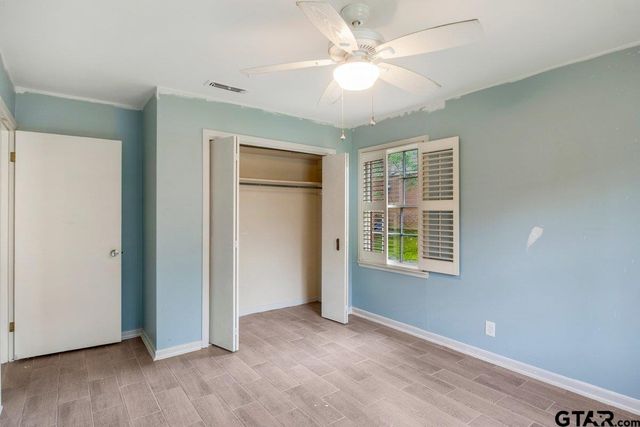 3316 Lynnwood Dr, Tyler, TX 75701