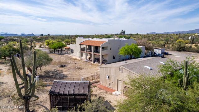 9724 N Carolanne Drive, Tucson, AZ 85742
