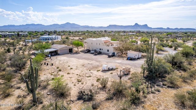 9724 N Carolanne Drive, Tucson, AZ 85742