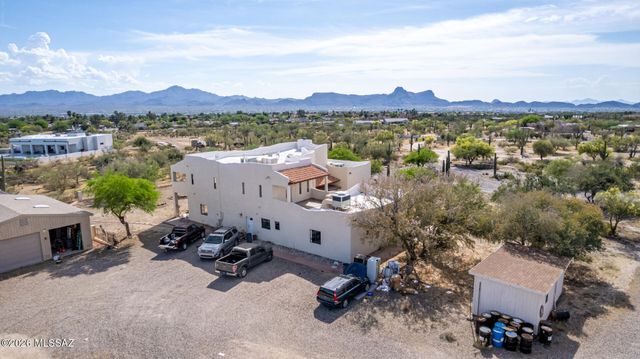9724 N Carolanne Drive, Tucson, AZ 85742