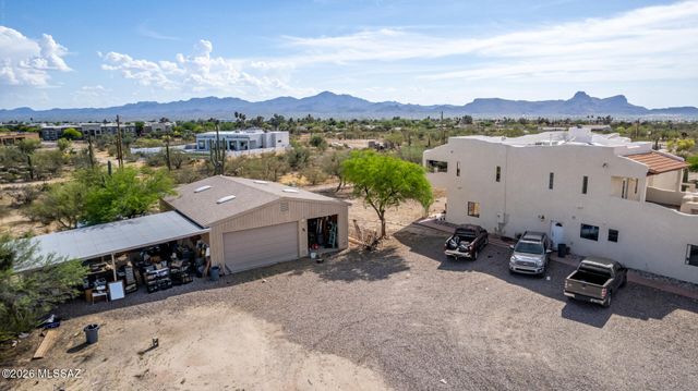 9724 N Carolanne Drive, Tucson, AZ 85742
