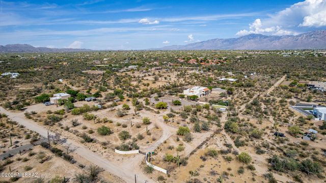 9724 N Carolanne Drive, Tucson, AZ 85742