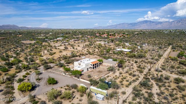 9724 N Carolanne Drive, Tucson, AZ 85742