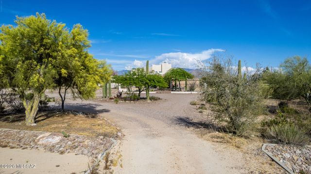 9724 N Carolanne Drive, Tucson, AZ 85742