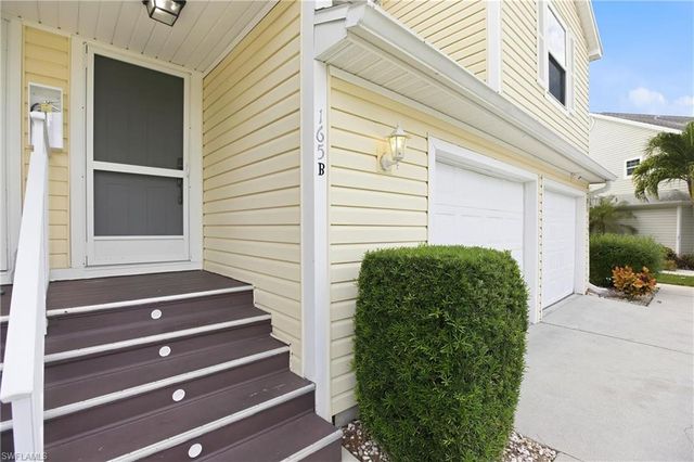 165 Bristol LN # C202, Naples, FL 34112