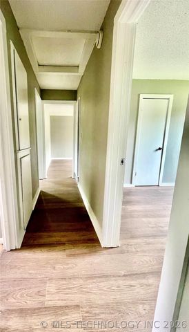 1386 E 51st Place N, Tulsa, OK 74126