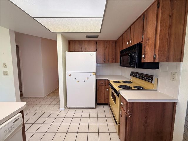 9264 MANCHESTER STREET, Spring Hill, FL 34606