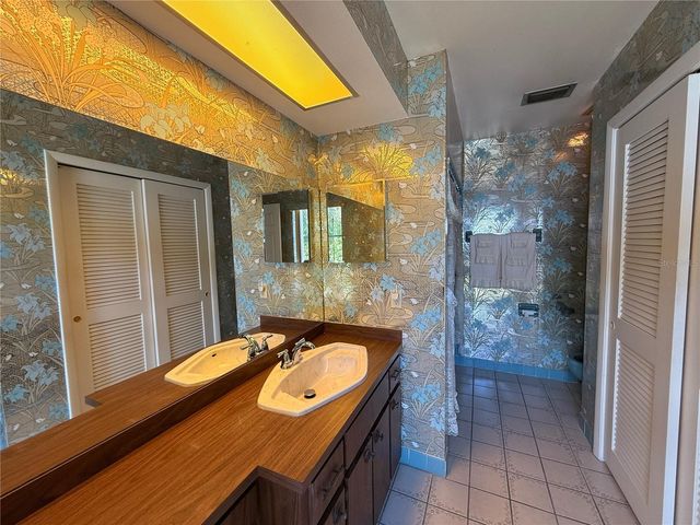 9264 MANCHESTER STREET, Spring Hill, FL 34606