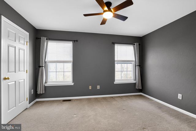 415 FORT HILL CIR, Fort Washington, PA 19034