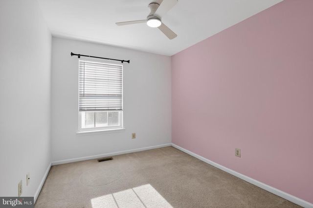 415 FORT HILL CIR, Fort Washington, PA 19034