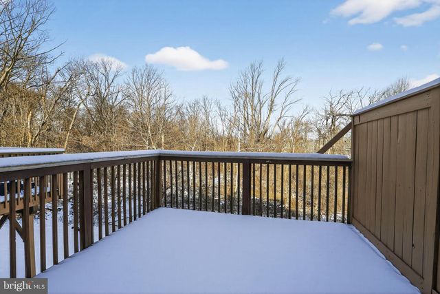 415 FORT HILL CIR, Fort Washington, PA 19034