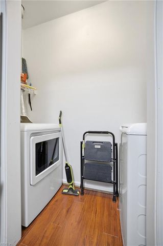 728 W Lake CIR, Chesapeake, VA 23322