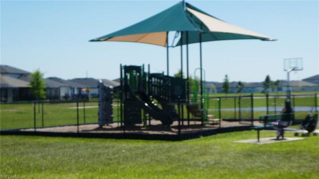 4275 Cirella CT, North Fort Myers, FL 33917