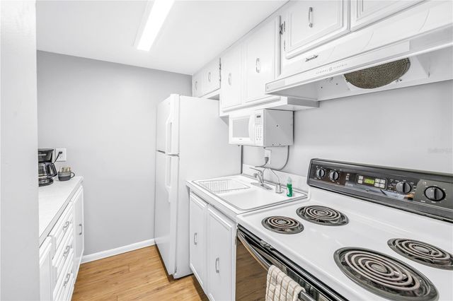 8565 W GULF BOULEVARD 23S, Treasure Island, FL 33706