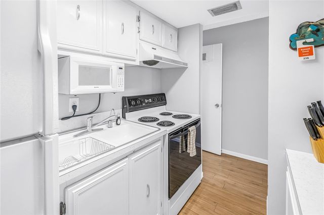 8565 W GULF BOULEVARD 23S, Treasure Island, FL 33706