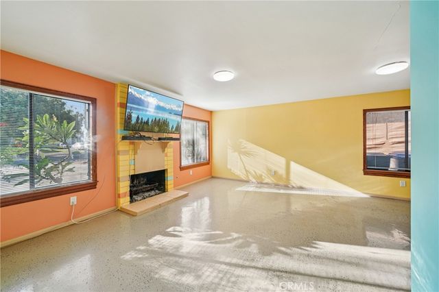 571 Oriole, Corona, CA 92879