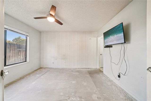 571 Oriole, Corona, CA 92879