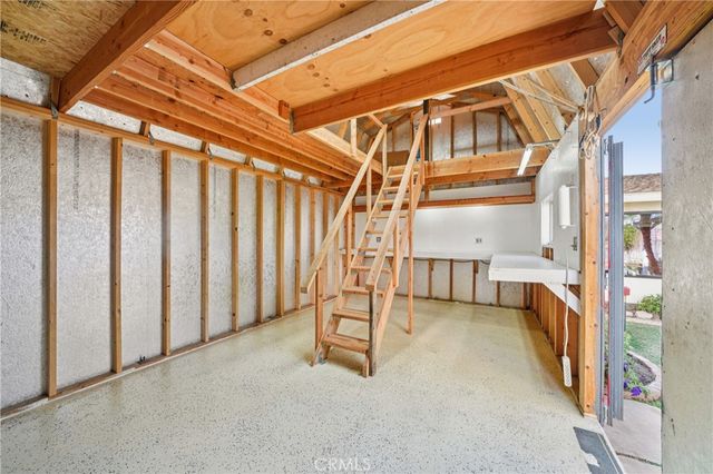 571 Oriole, Corona, CA 92879