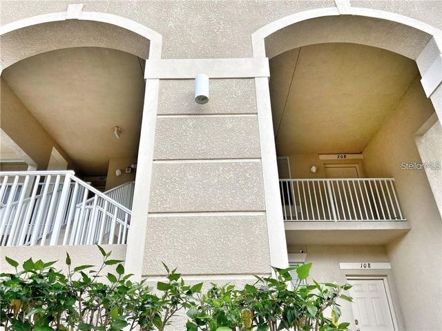 915 FAIRWAYCOVE LANE 208, Bradenton, FL 34212