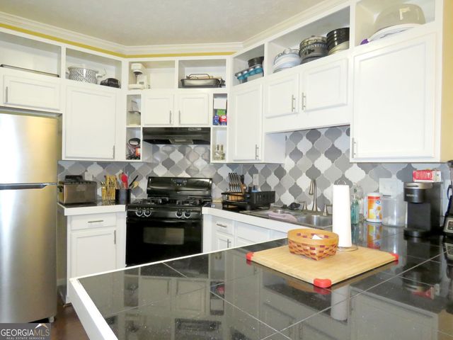 178 Timber Gate Drive, Lawrenceville, GA 30045