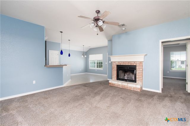 5204 Southern Crossing Drive, Temple, TX 76502