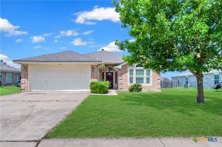 5204 Southern Crossing Drive, Temple, TX 76502