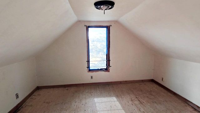 10478 Leander Road, Angora, MN 55703
