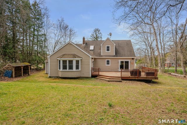 6 Cheryl Court, East Lyme, CT 06357