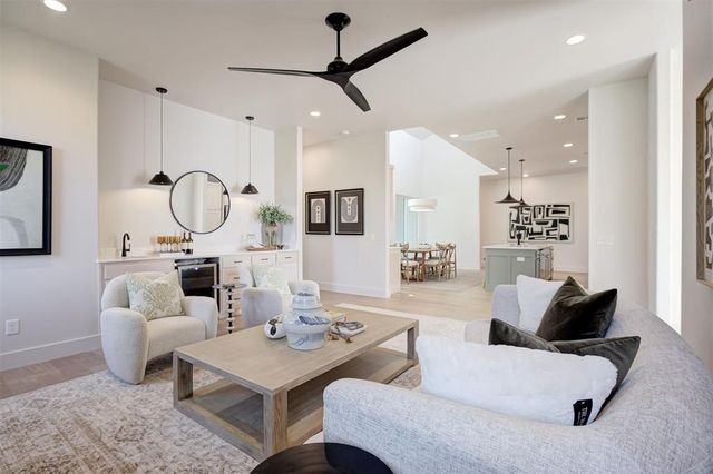 4541 Maple Ridge Drive, Edmond, OK 73034