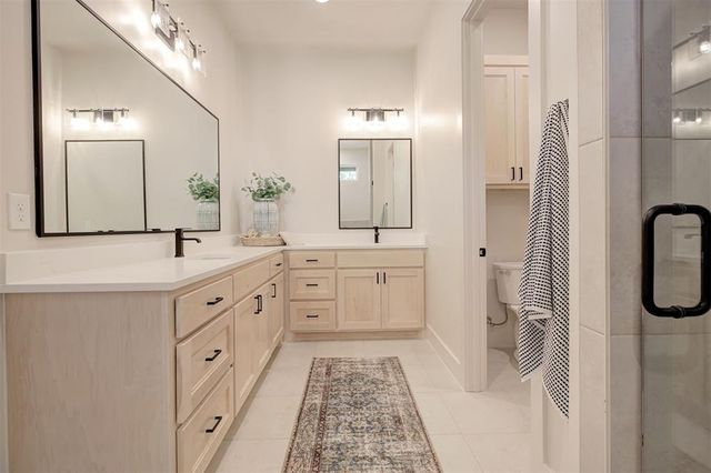 4541 Maple Ridge Drive, Edmond, OK 73034