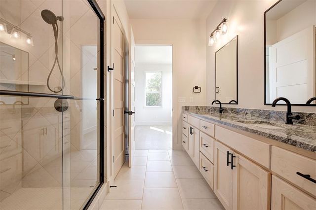 4541 Maple Ridge Drive, Edmond, OK 73034