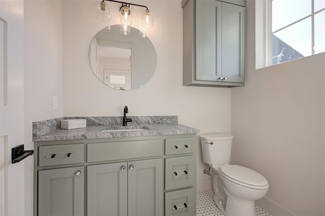 4541 Maple Ridge Drive, Edmond, OK 73034