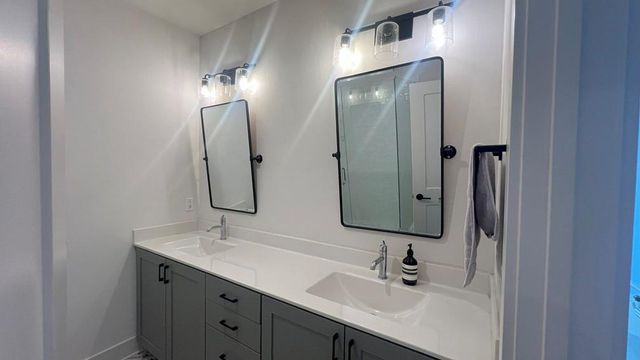 200 Chestnut Circle, Atlanta, GA 30342