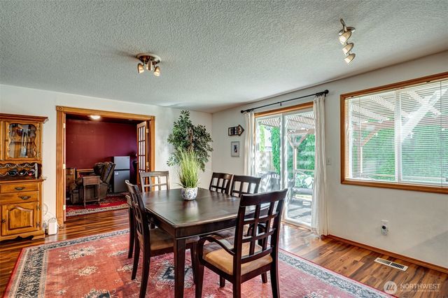 307 NE 134TH Circle, Vancouver, WA 98685