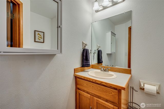 307 NE 134TH Circle, Vancouver, WA 98685